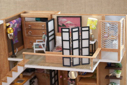 nerdiorama:This modern, Japanese-inspired home started life as a kit, but all I used was the framewo