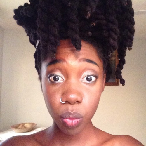 kingkesia:  Black Friday baby  Ig: kingkesia