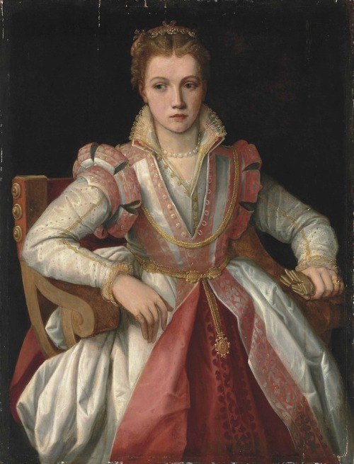 history-of-fashion:Follower of Francesco Salviati del Rossi - Portrait of a lady, half-length, in a 