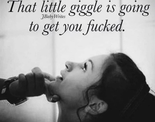 Giggle 😜💞😜