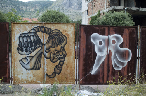 stachuszumski:  studium rozbryzgu / study of spray splash Mostar, Bosnia i Herzegowina  spray o