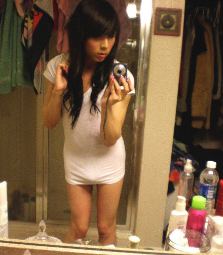 smallcocksissy:  cute! 