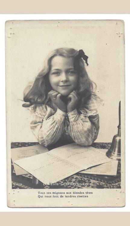the1920sinpictures:1916 postcard of a pretty young lady. From Mikki’s 1900-1919 History Resour