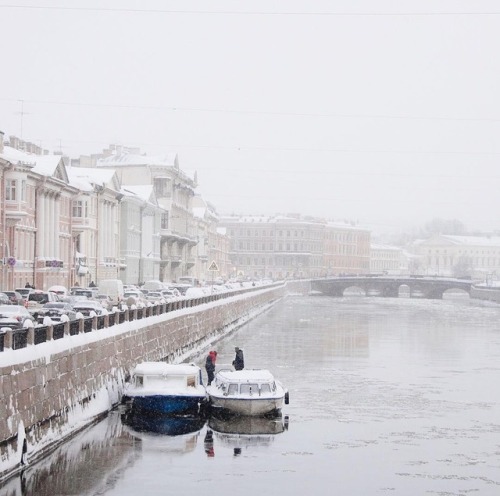 gagarin-smiles-anyway - Saint Petersburg, Russia (asyatimina)