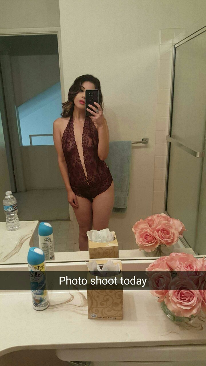 filthylinen:  filthylinen:  Meow   Follow my twitter @ PReedXXX 