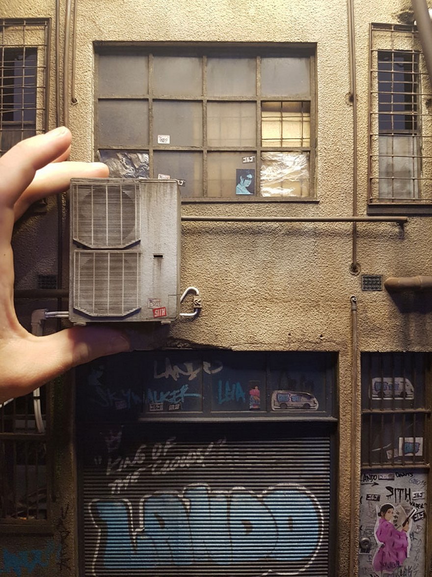 mayahan:Joshua Smith’s Urban Miniature Cities So Detailed You’ll Need A Magnifying