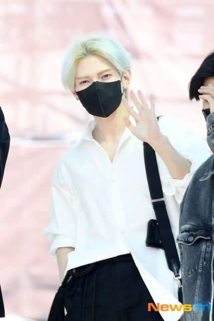 [220420] ATEEZ’s Yeosang @ Incheon Airport, departing for Europe 