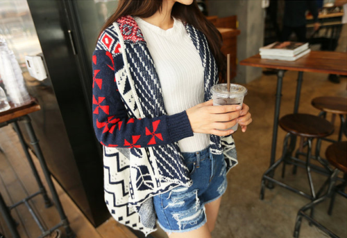 Cherryville - Handkerchief-Hem Patterned Cardigan
http://www.yesstyle.com/en/cherryville-handkerchief-hem-patterned-cardigan-blue-one-size/info.html/pid.1036771116
Get instant $2.99 off! Use coupon FREESTANDARD get $2.99 off your first purchase at...