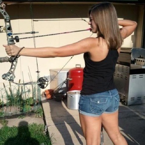 girlsofbowhunting: #girlsofbowhunting