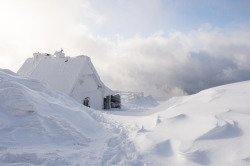 lamus-dworski:Mountain shelter in the Bieszczady