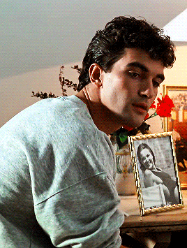 antoniosbanderas:Antonio Banderas as Ángel in Matador (1986), dir. Pedro Almodóvar