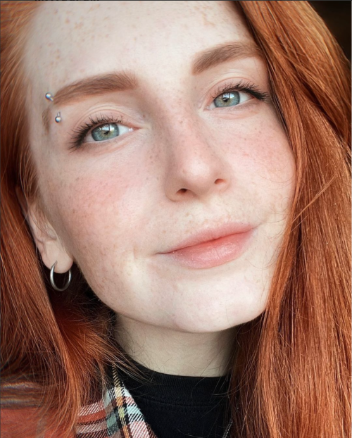 awesomeredhds02:ryzhy.prohvost#red #redhead #redgirl #redheadgirl #redhair#ginger #freckled #freckle