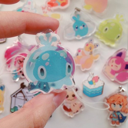 ieafy: These have been re-stocked in my store over here! ♥In the check-out, you can leave not