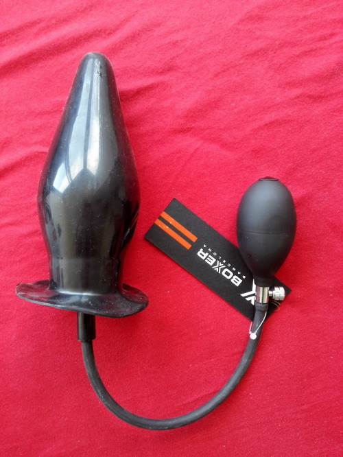 I have a new toy to stretch my slave ass. I hope soon it will be stretched enough to be fisted and t