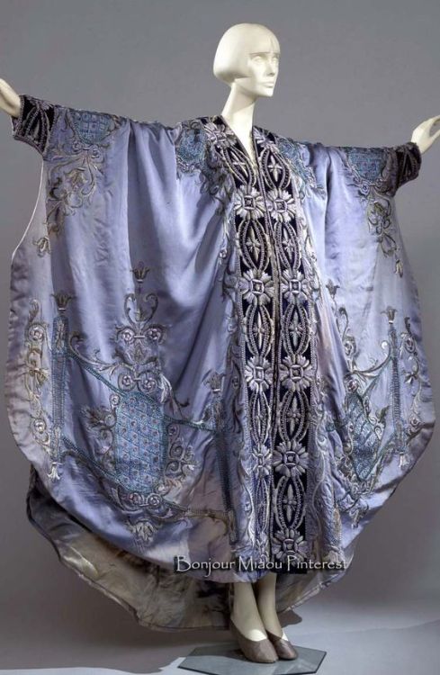 Dressing gown ca. 1900-10, possibly Italian