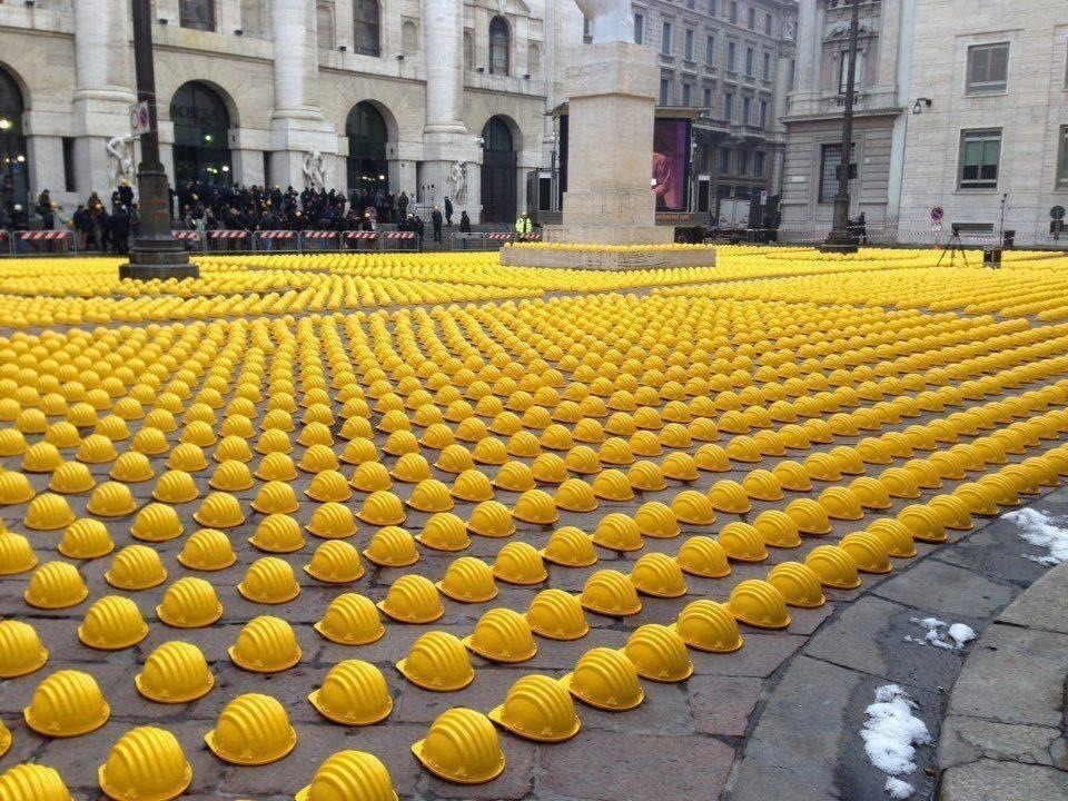 freakishlyawesomestuff:  This is how factory workers in Italy protest…