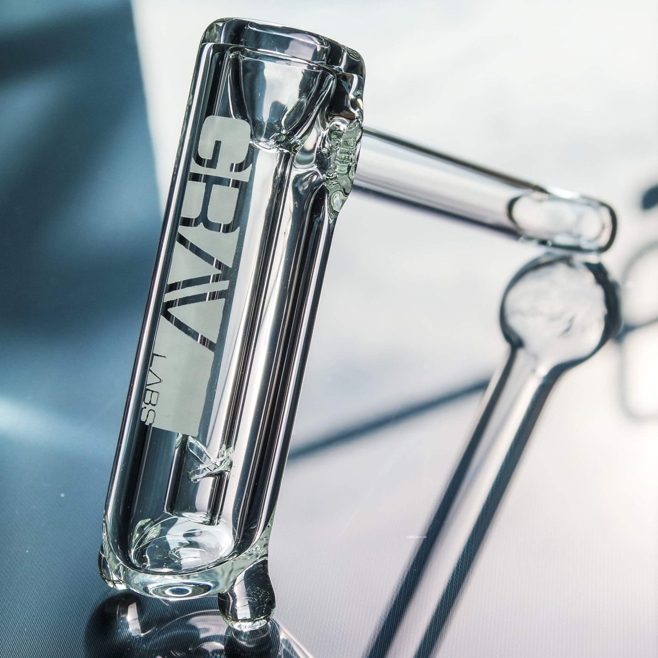 grasscity-official:  The Grav Labs mini hammer bubbler will always be ready for traveling