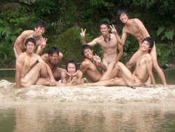 Yumyumasianhunks:  Yum Yum Asian Hunks. Check Out My Blog 