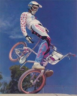 snakebitebmx: One stylish looking Cowboy. One of my favorite tricks growing up. #bmx #oldschoolbmx #