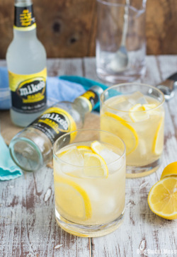 guardians-of-the-food:  Vanilla Bourbon Lemonade