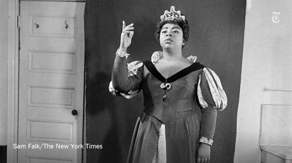 classicladiesofcolor:  Soprano Martina Arroyo backstage at the Metropolitan Opera,