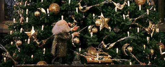 hogwartsonline:  Christmas at Hogwarts(prize for @sixofdemigods​)