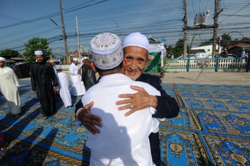 micdotcom:19 photos that show just how beautiful Eid al-Fitr is around the worldFollow micdotcom 