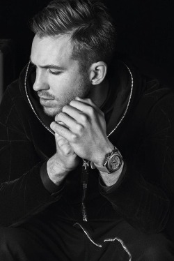 hotfamous-men:  Calvin Harris
