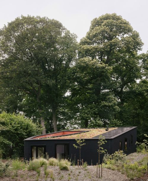 Bovenbouw - Bazel weekend house, Kruibeke 2019. Photos &copy; Stijn Bollaert.