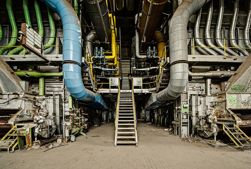 destroyed-and-abandoned:  Central thermique abandoned power plant Luxembourg Source: