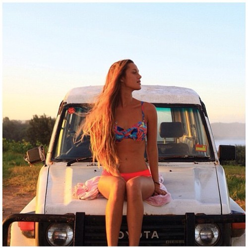 fysurf:FYSURF Bikini Monday  |  Roxy Edition