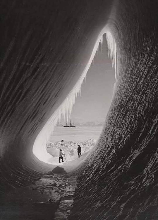 ymutate:Robert Scott’s Terra Nova expedition to the South Pole in 1911.