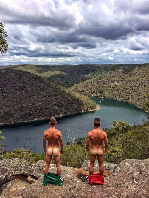 outdoorboys:Mario and Lungi on a cliff.Nude male masseur for men near Prague - click! Nahý masér