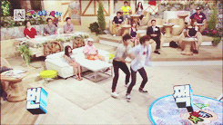 sparklestars07-deactivated20160:  Leader Kon and Maknae Jingjing awesome dance © 