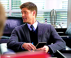 itsokaysammy:    Dean   Suits   