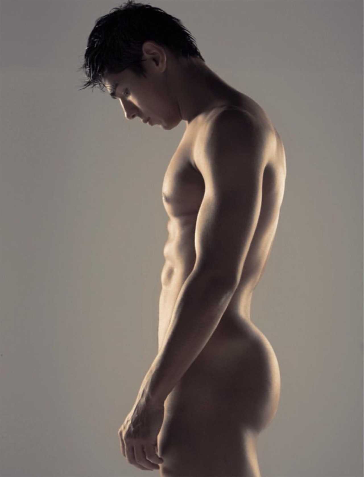 pecstacular:     Paulo Roberto Prestes Jr is a young sexy Brazilian footballer who