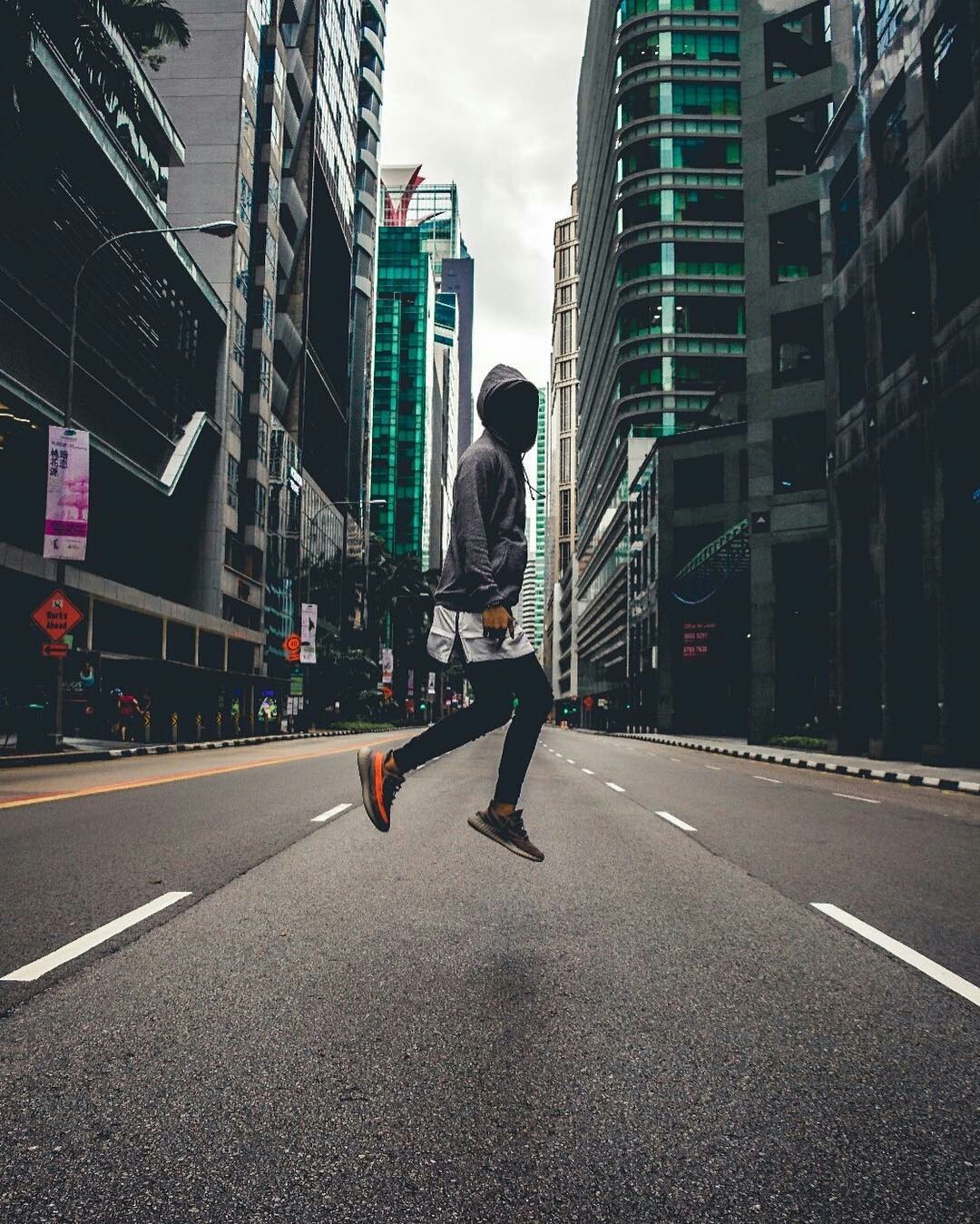sneakerboosts:  yall should check out this dude insta: @r.alphhh 🔥