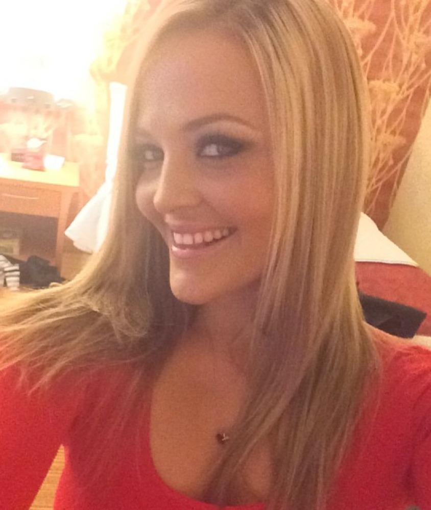 bigjay68:  all-these-bitchez:   aLeXiS TeXaS…    Is she only fuck with blacks