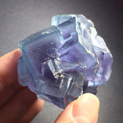 Phenomenalgems:  💎🔮 I’ve Got Some Seriously Beautiful Blue And Purple Zoned