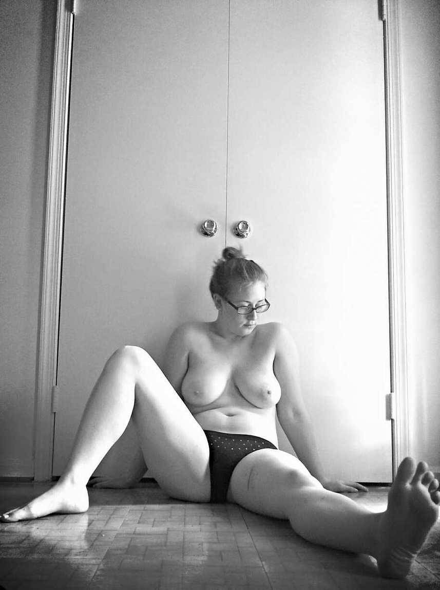 psychoklller:  Just a couple photos I took today to celebrate body empowerment.