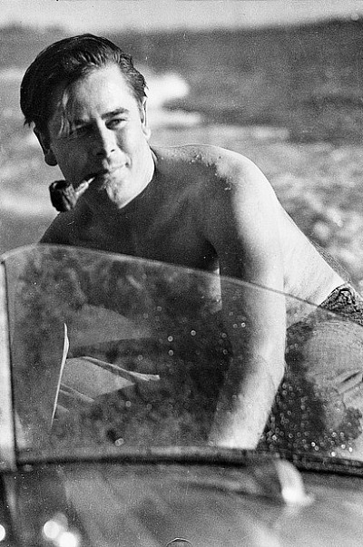 mrglennford:  An avid pipe smoker, Glenn Ford collected dozens of pipes during his