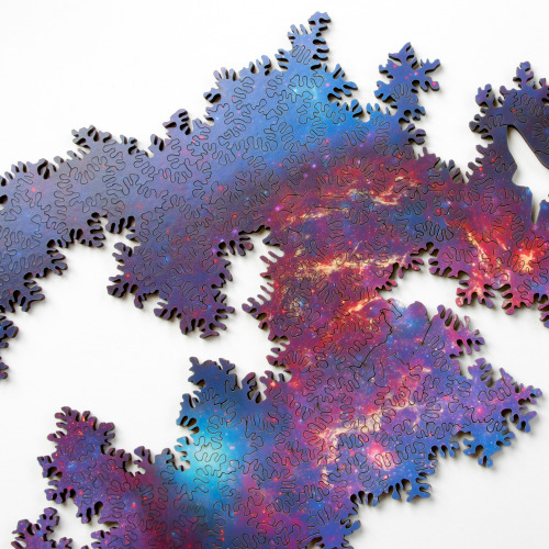 thedesigndome:  Fascinating Galaxy Themed Puzzle That Can Be Built In Any Way Design studio called Nervous System has created a beautiful galaxy themed puzzle that has no beginning or end; it gives puzzle enthusiasts the freedom to arrange the pieces