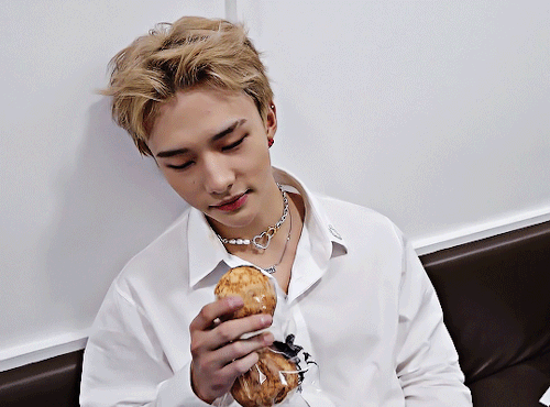 For @hyunpic