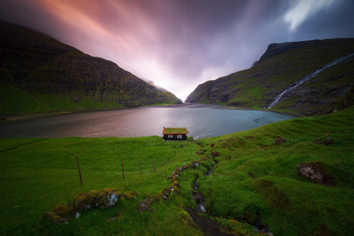 expressions-of-nature:  Faroe Islands, Denmark by Sven Broeckx
