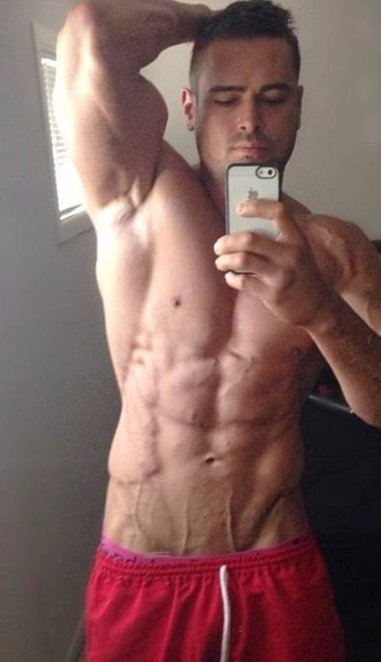 theconsolidator:  jadefristarz:  http://jadefristarz.tumblr.com  Follow The Consolidator.