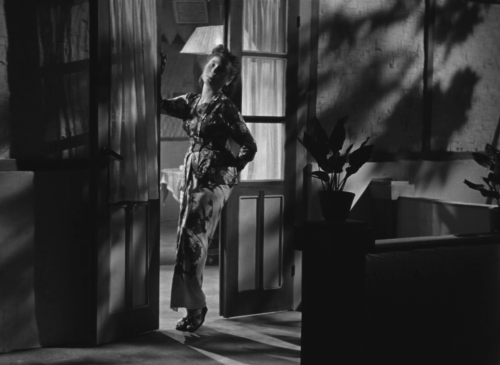 abbaskiarostami: After the Curfew / Lewat Djam Malam (1954) dir. Usmar Ismail Cinematography by Max 