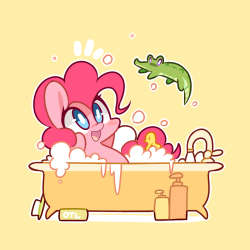 lifeloser:  Bath time~  x3 <3