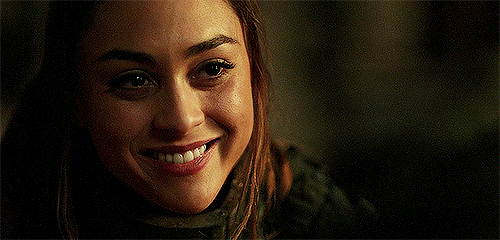 pennyrobinsn:We’re escaping and I want you to come with us.No, I’m their only pilot. They will never