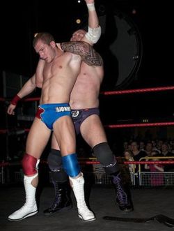 arcticboxing:  redneck rubbing on cute boy Just look at the look of defeat in the jobber&rsquo;s eyes. 
