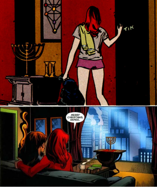 neuralhandshake:For some reason, things like this drive me nuts.Top panel is Kate in Elegy, pictured